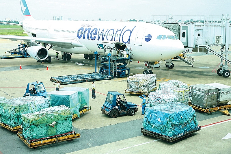 1522 p22 swedish influence extends to aviation