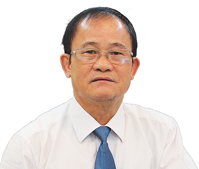 1524 p35 strategies to suit bankings challenges