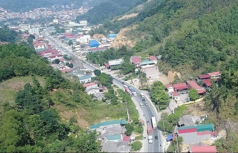Lang Son proposes new construction plan for $330 million Huu Nghi-Chi Lang Expressway
