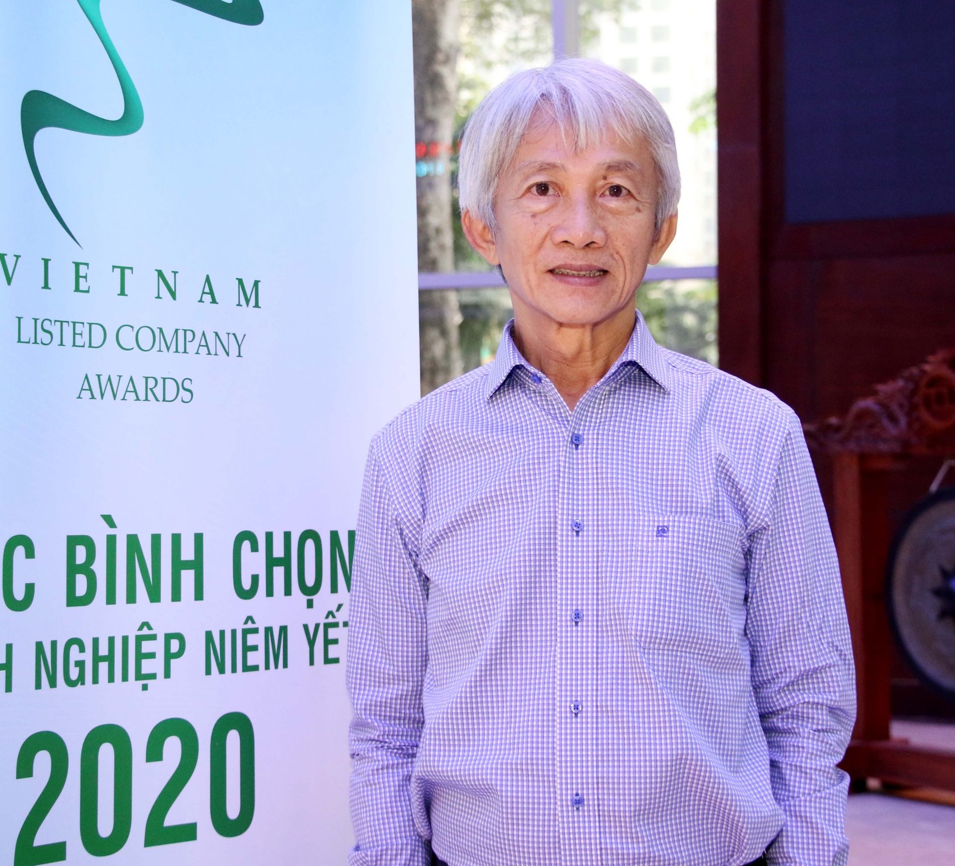 US labels Vietnam currency manipulator in improper move