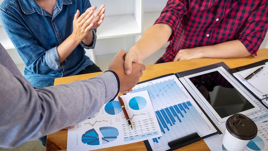 ma set for a bustling second half