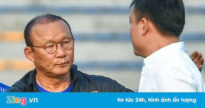 Nghe VietNamNet: Mạc Hồng quân và 8 cầu thủ chia tay tuyển Việt Nam