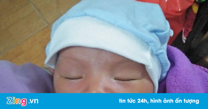 Nghe VietNamNet: Phát hiện bé trai sơ sinh bị bỏ rơi bên vệ đường