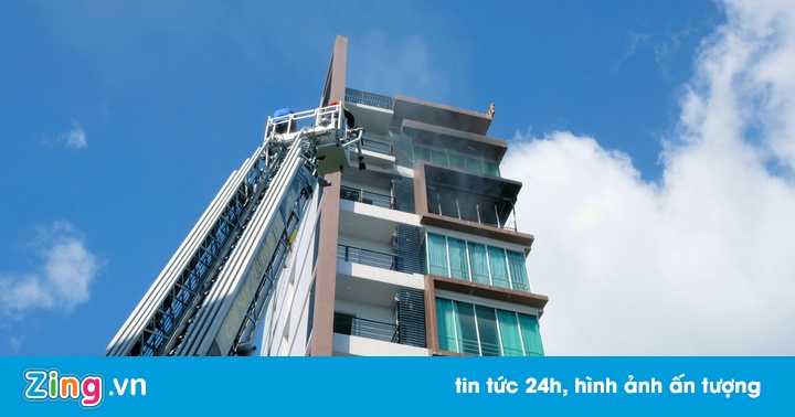 Nghe VietNamNet: Cháy khách sạn 8 tầng ở trung tâm TP Nha Trang