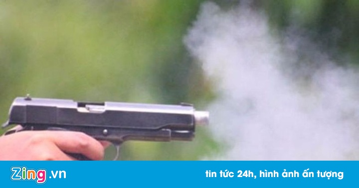 Nghe VietNamNet: Cảnh sát nổ súng khống chế kẻ nghi ngáo đá ở TP.HCM