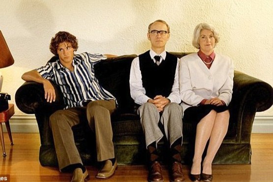 Luật sư 41 tuổi kiện bố mẹ vì không chu cấp tài chính