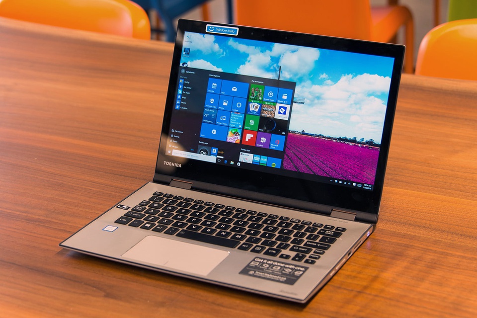 Tạm biệt laptop Toshiba