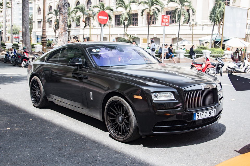 Matte Black Rolls Royce Wraith  YouTube