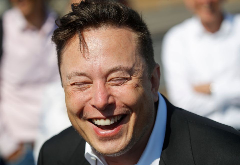 Cách Elon Musk tiêu tiền sau khi trở thành người giàu nhất thế giới