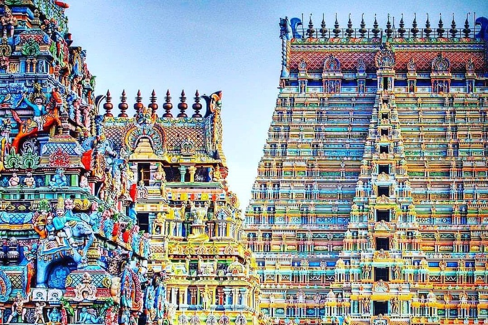 Ngôi đền 700 năm tuổi, gồm hơn 100 công trình ở Ấn Độ