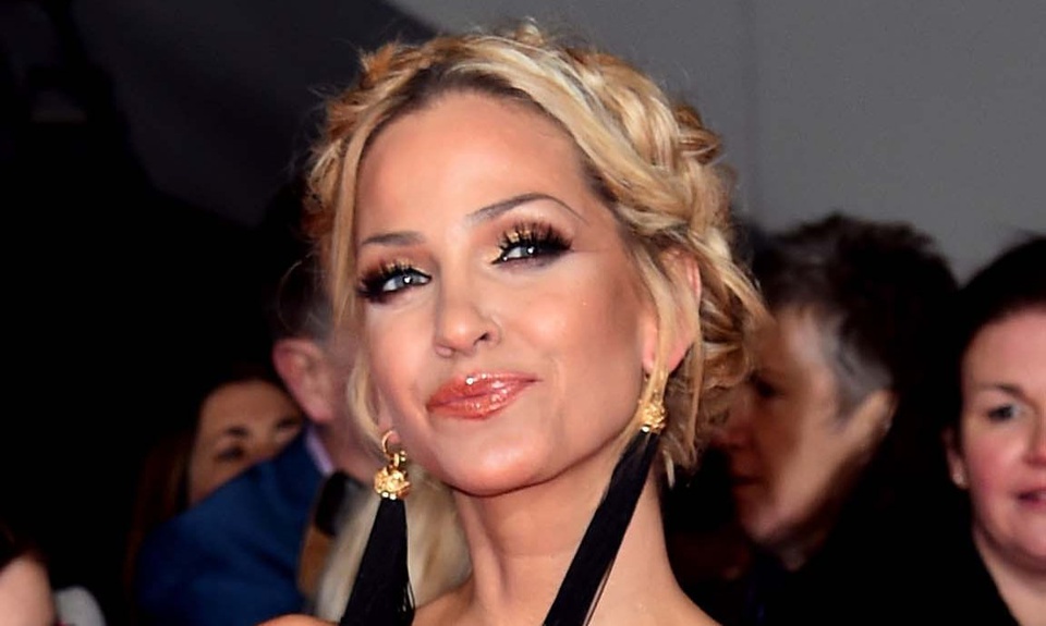 Ca sĩ Sarah Harding mắc bệnh ung thư
