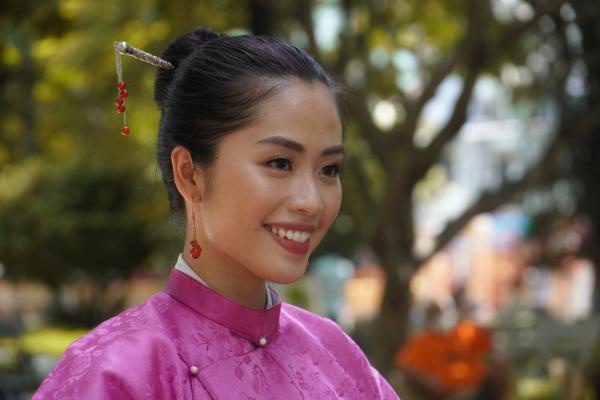 Nữ MC mong lan toả tình yêu nước qua dự án cổ phục Việt