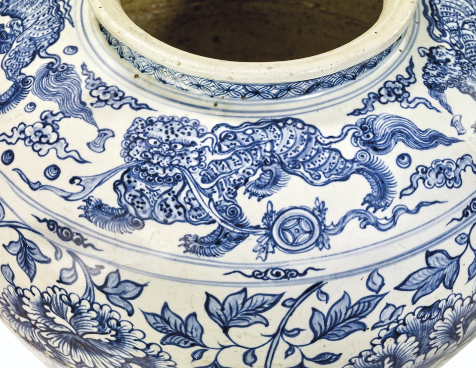 Chum gốm Việt thế kỷ 15 bán giá gần nửa triệu USD