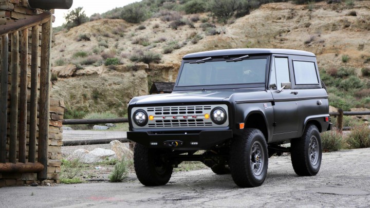 Những chiếc ôtô cổ điển được trang bị công nghệ hiện đại