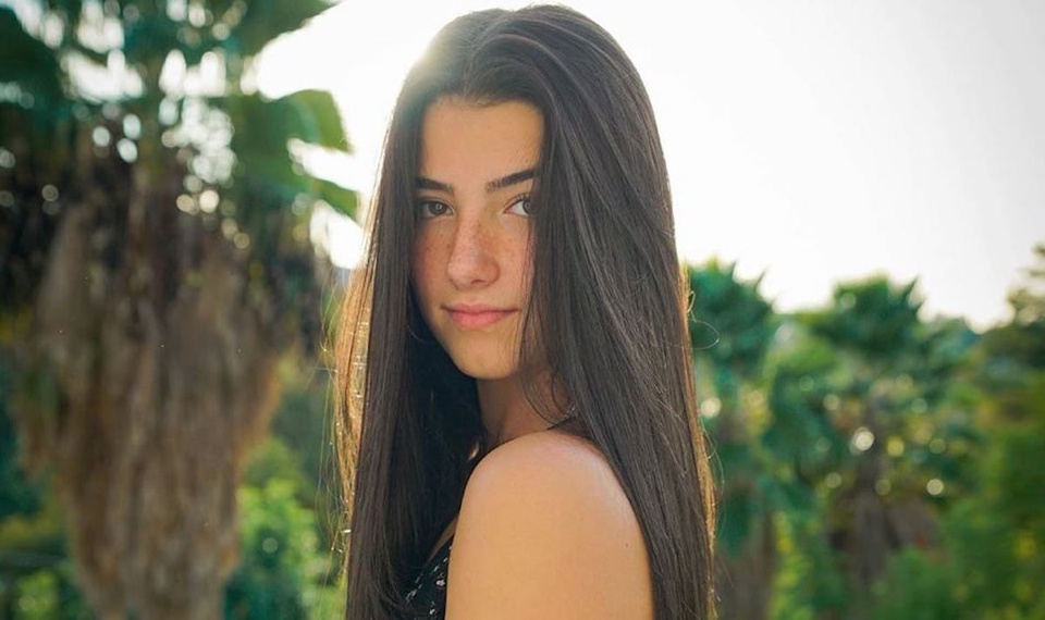 'Nữ hoàng TikTok' 71 triệu fan, hàng trăm nghìn lời sỉ nhục mỗi ngày