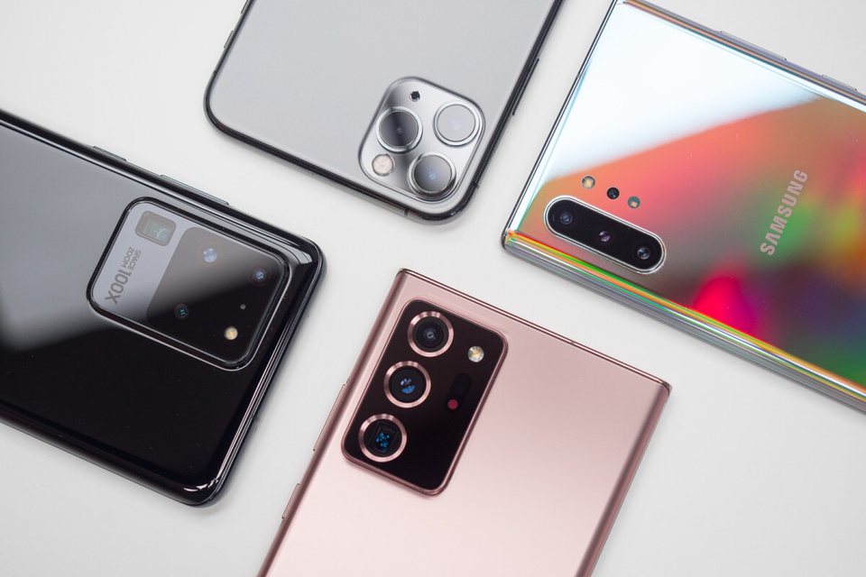 Apple muốn Samsung giao tài liệu mật