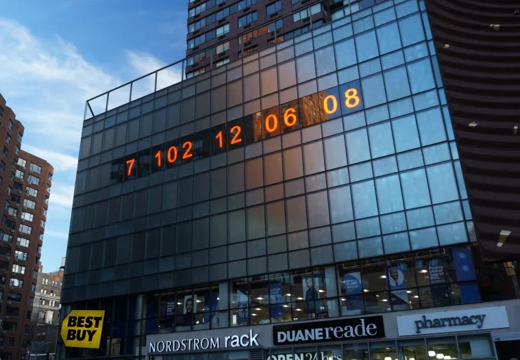 Đồng hồ đếm ngược thời gian còn lại của Trái Đất