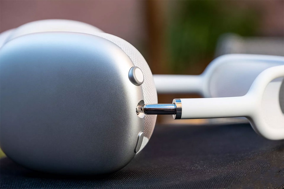 Giải thích đặc điểm lạ của Apple AirPods Max