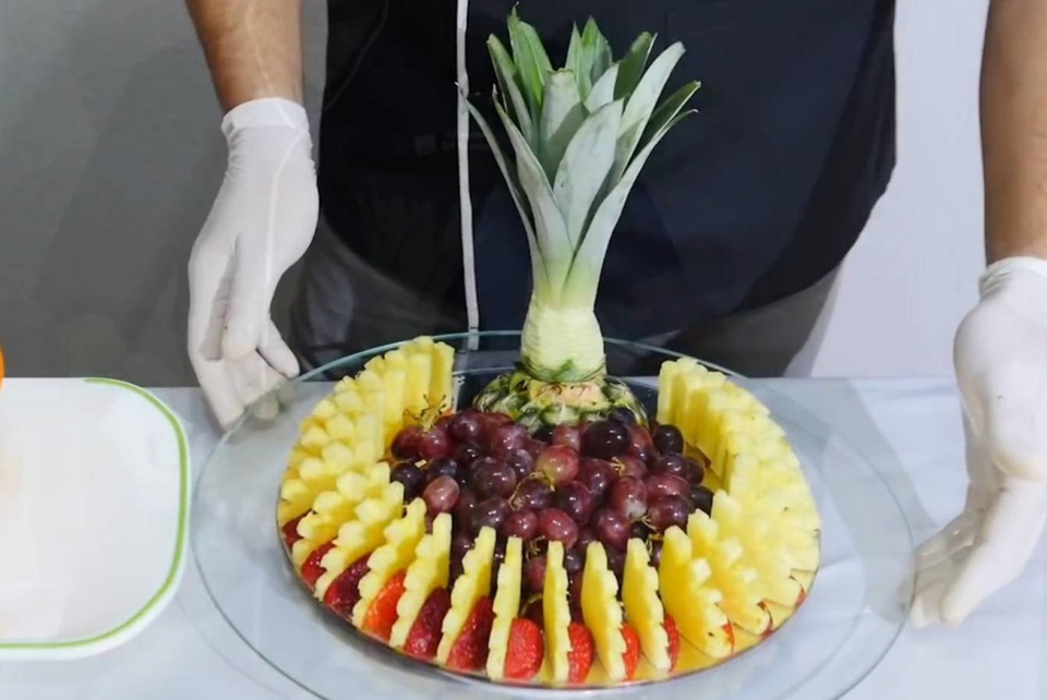 Mẹo trang trí đĩa trái cây đẹp mắt, dễ làm