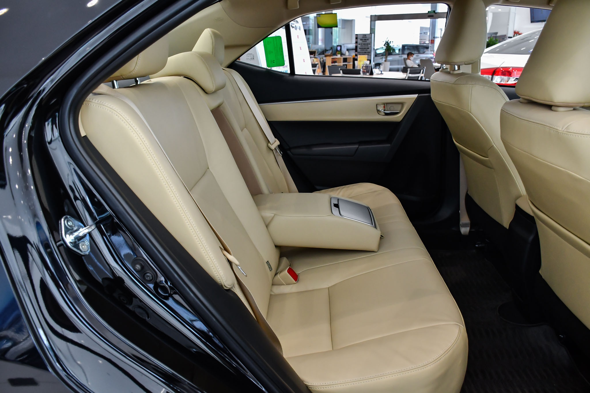 xe gia dinh tam gia 700 trieu anh 19