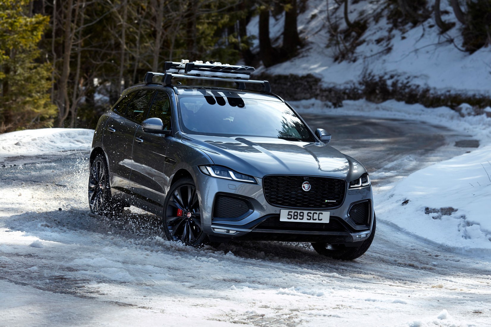 xe da dung tien ty ra mat tai Viet Nam anh 1