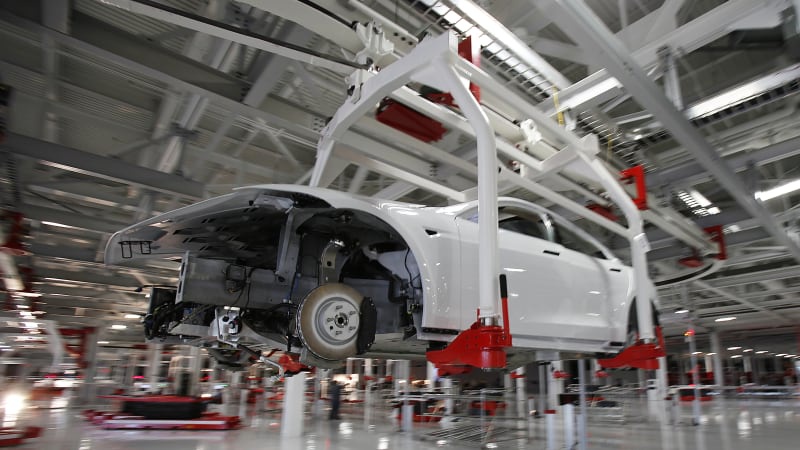 Tesla lap ky luc ban hang anh 1