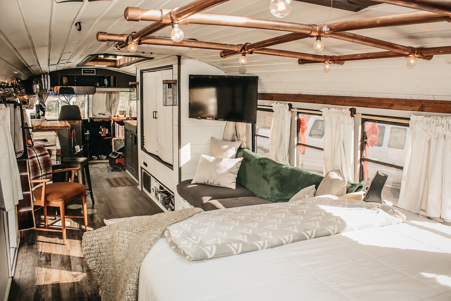 bien xe buyt cu thanh nha di dong anh 7