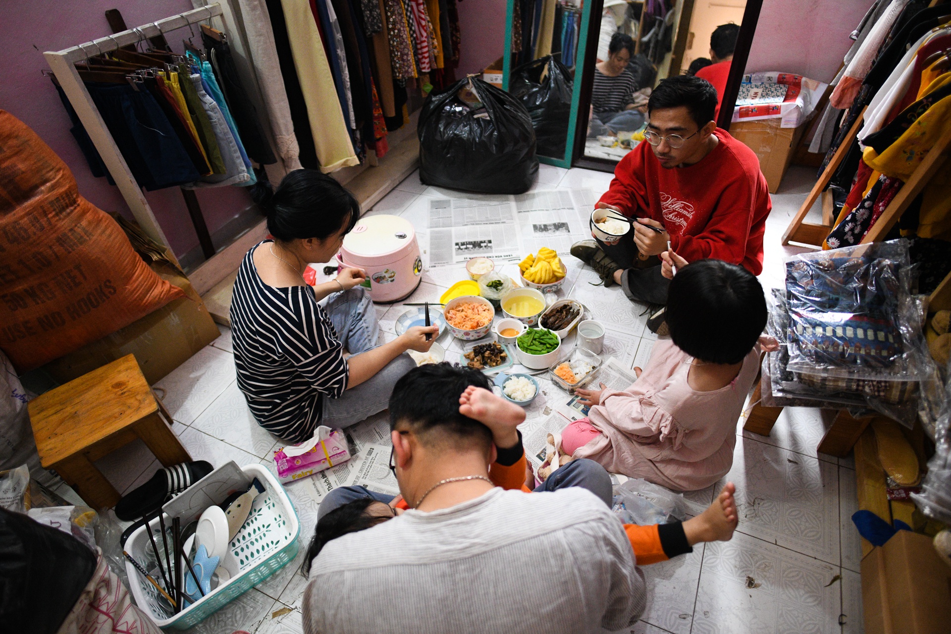 Kinh doanh trong khu tap the, cuoc song trong cac khu tap the anh 15