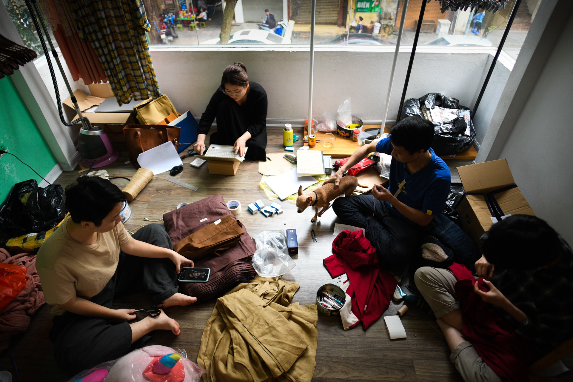 Kinh doanh trong khu tap the, cuoc song trong cac khu tap the anh 12