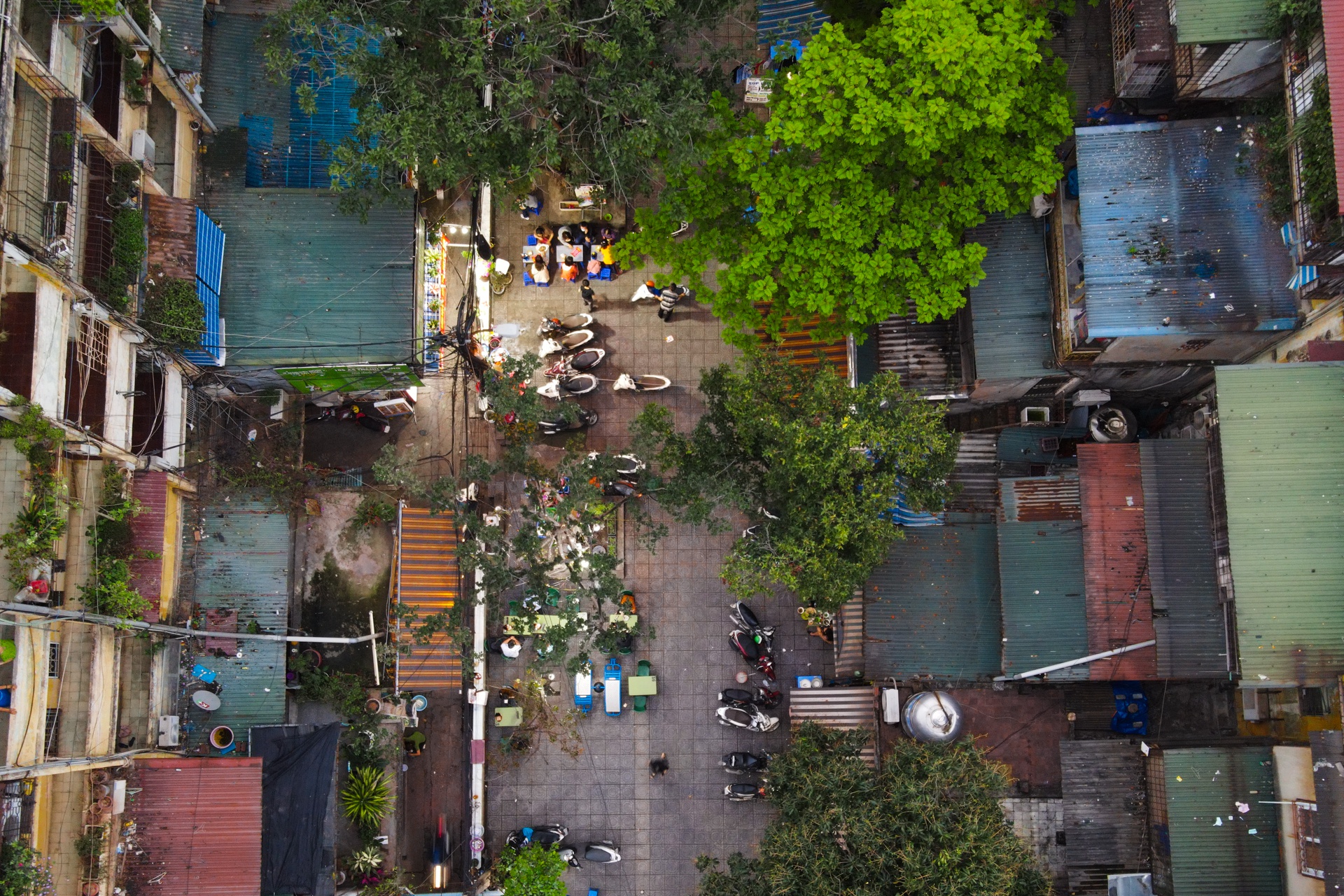 Kinh doanh trong khu tap the, cuoc song trong cac khu tap the anh 10