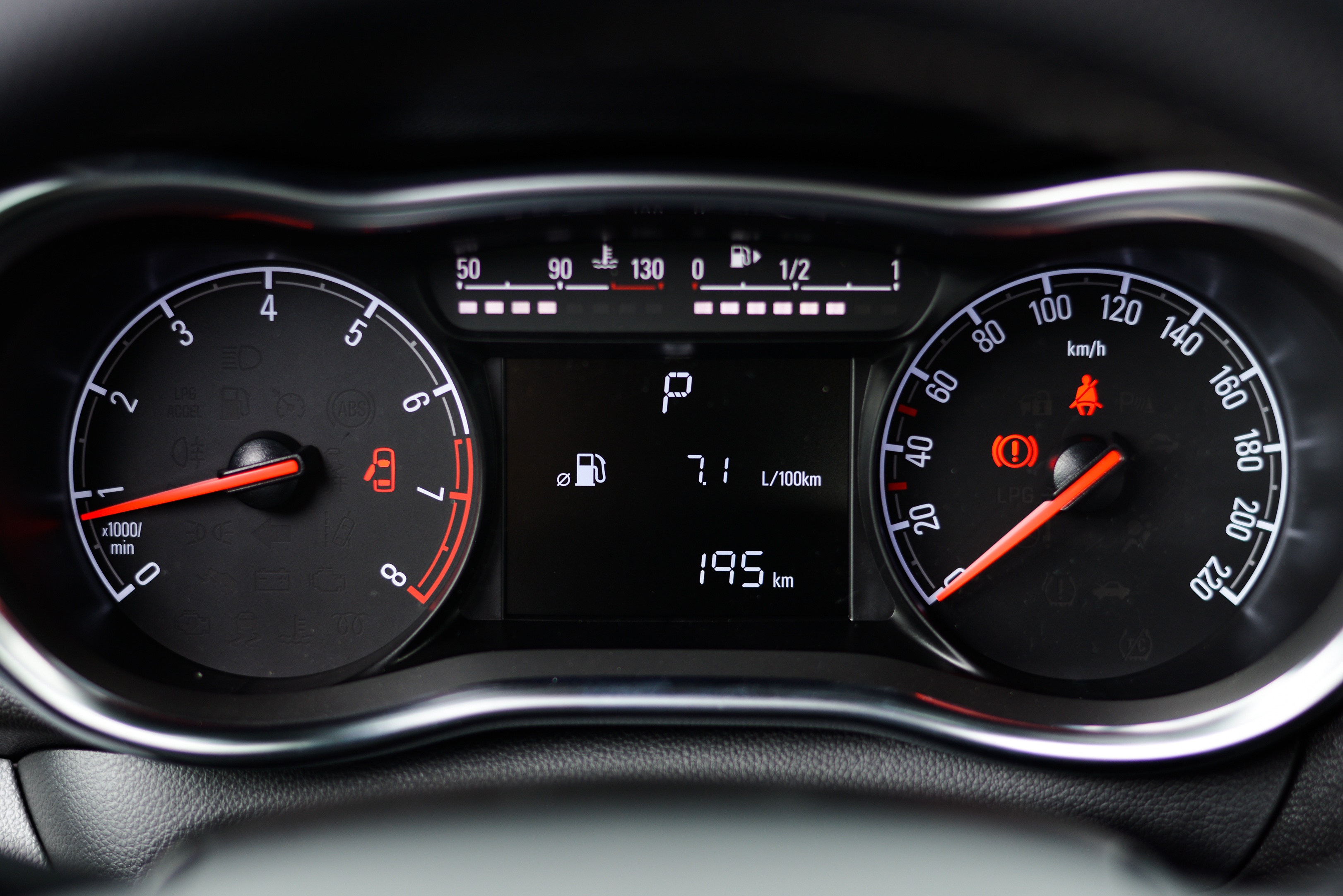 Cham xe mua dich sao cho dung cach anh 2