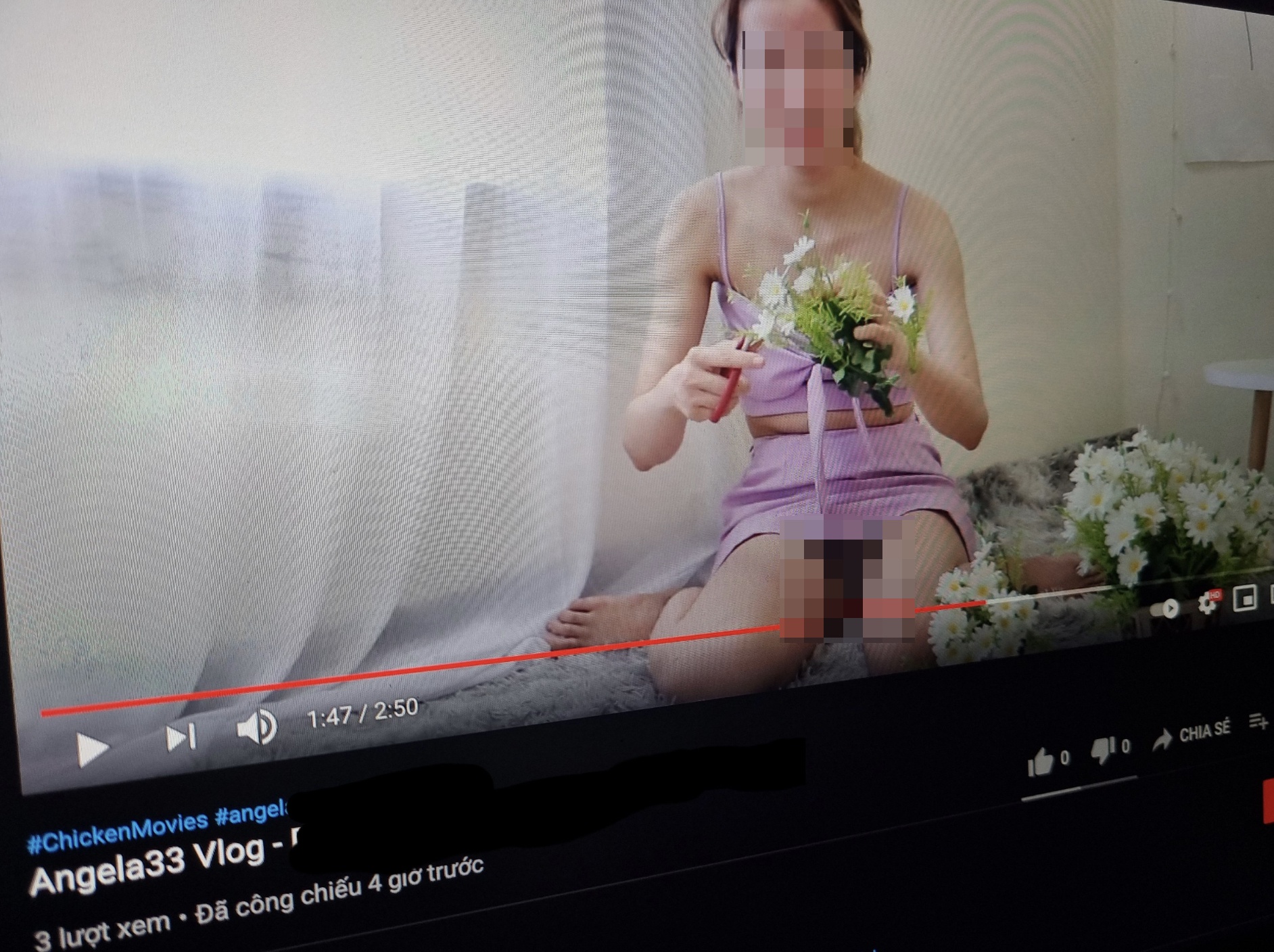 Video 'single mom' khiêu dâm vẫn xuất hiện dù YouTube xóa kênh