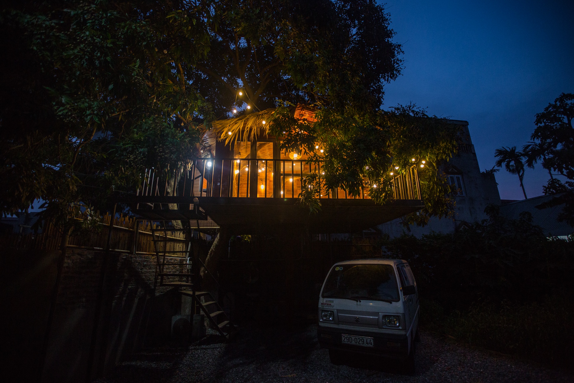 Doc dao ngoi nha tram trieu tren cay o Ha Noi anh 13