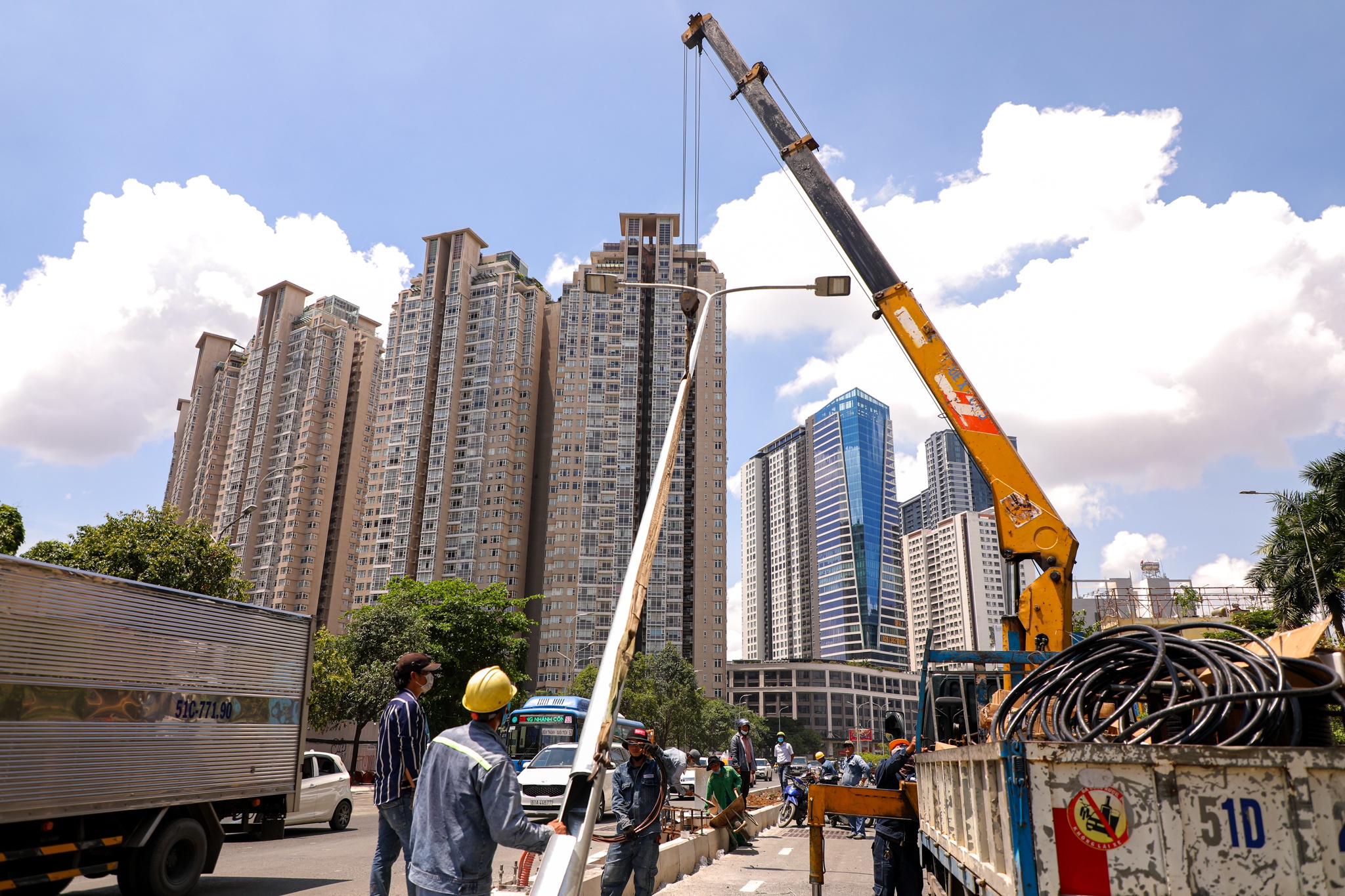 Dien mao cong trinh nang duong Nguyen Huu Canh anh 4