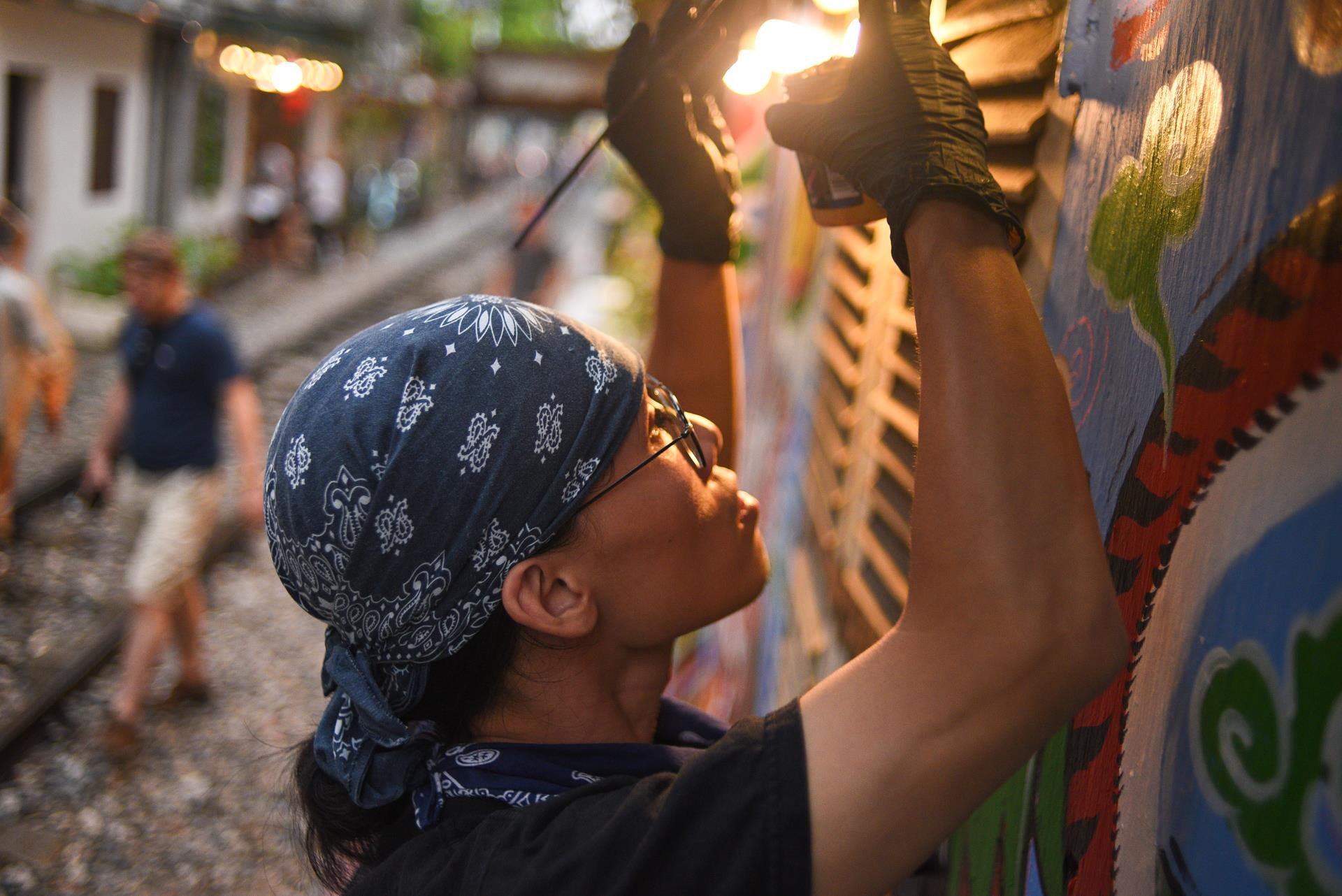 Mot ngay o xom du lich dac biet nhat Ha Noi hinh anh 1