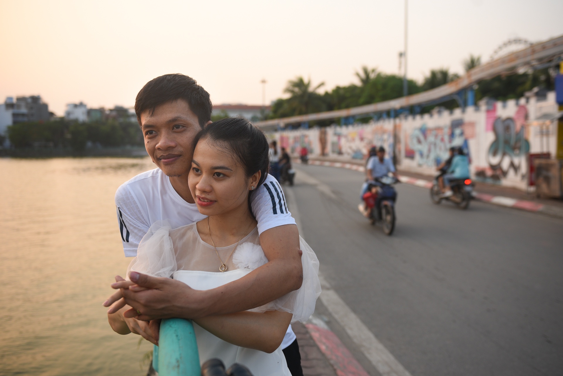 Manh ghep hoan hao cua vo chong chu linh chi, moi nguoi chi co 1 chan hinh anh 11 DSC_3520_2_zing.jpg