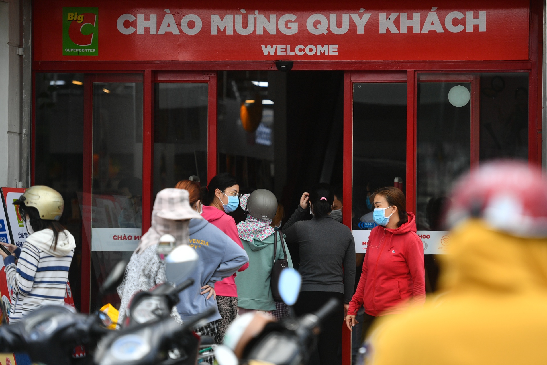 Do xo den sieu thi tai TP.HCM anh 7