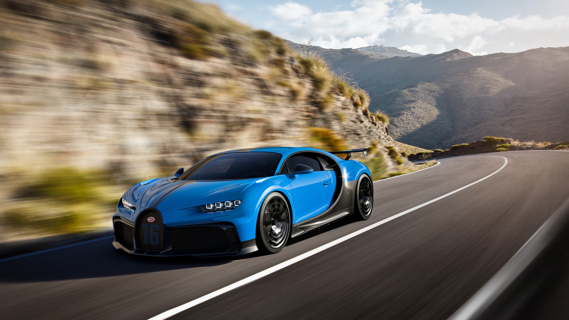 Bugatti Chiron phien ban moi ra mat - sieu xe gia 3,55 trieu USD hinh anh 2 A1.jpg