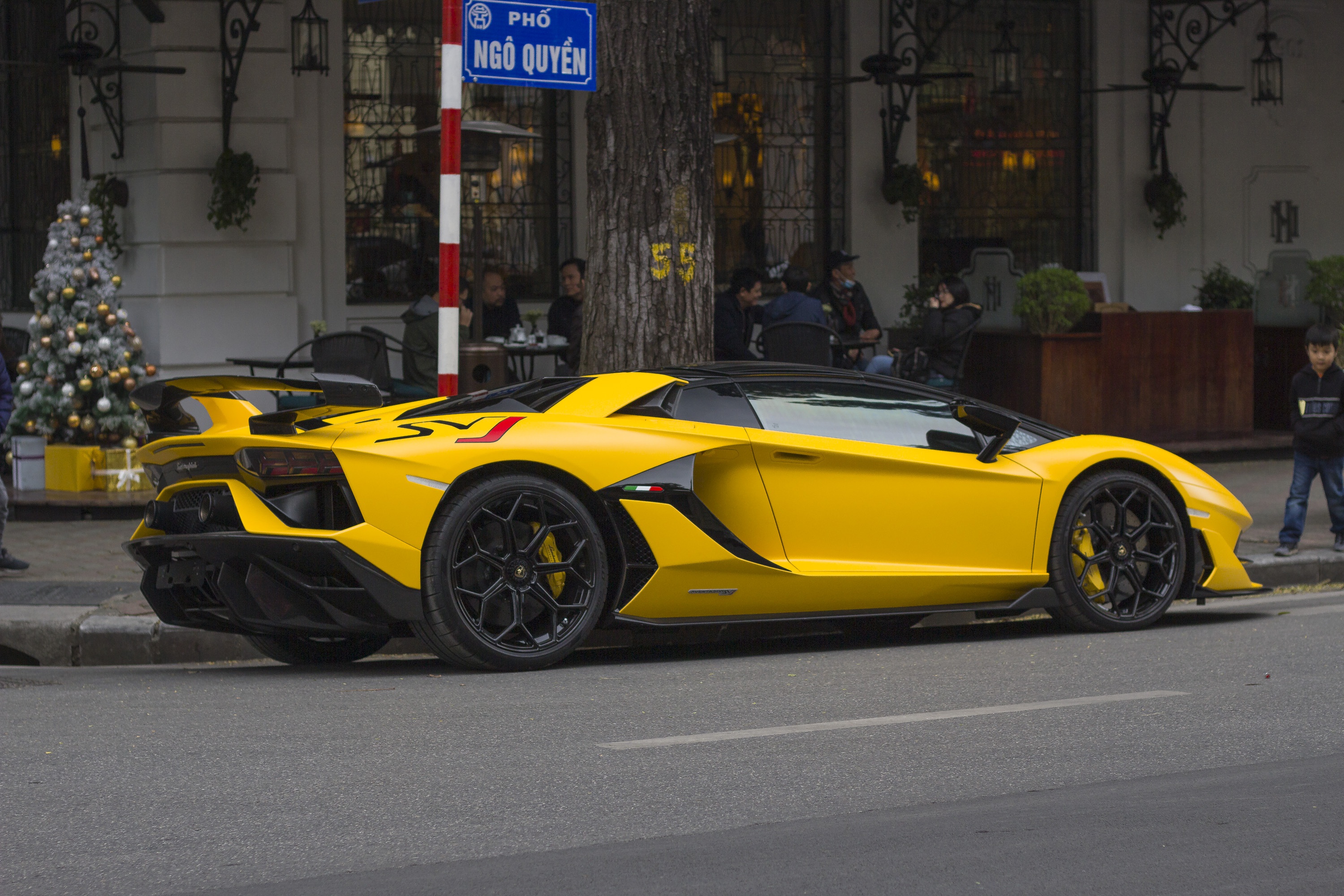 Lamborgnini Aventador SVJ Roadster ve Viet Nam anh 2
