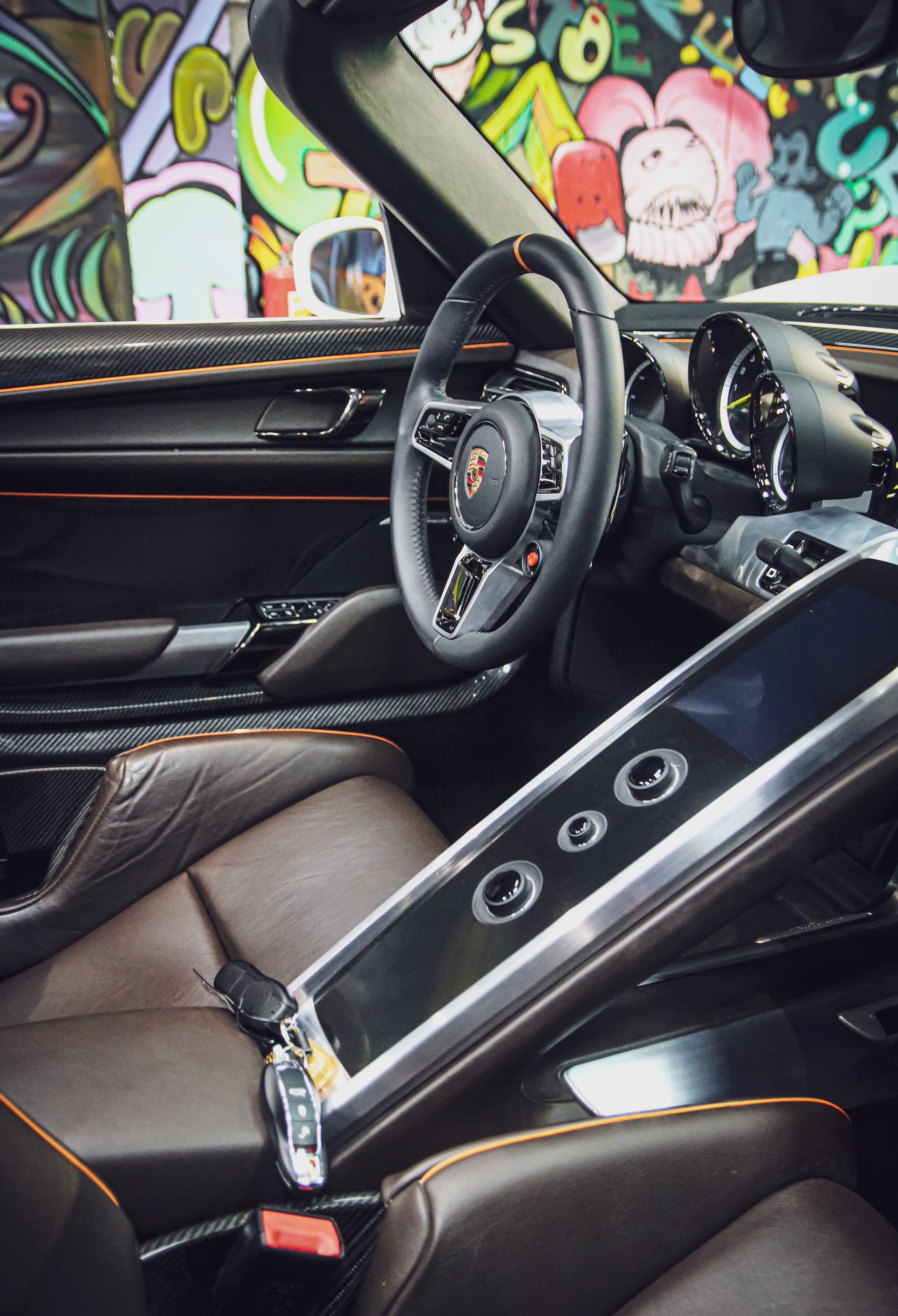 Chi tiet mau xe dat nhat cua Porsche tai Viet Nam anh 7