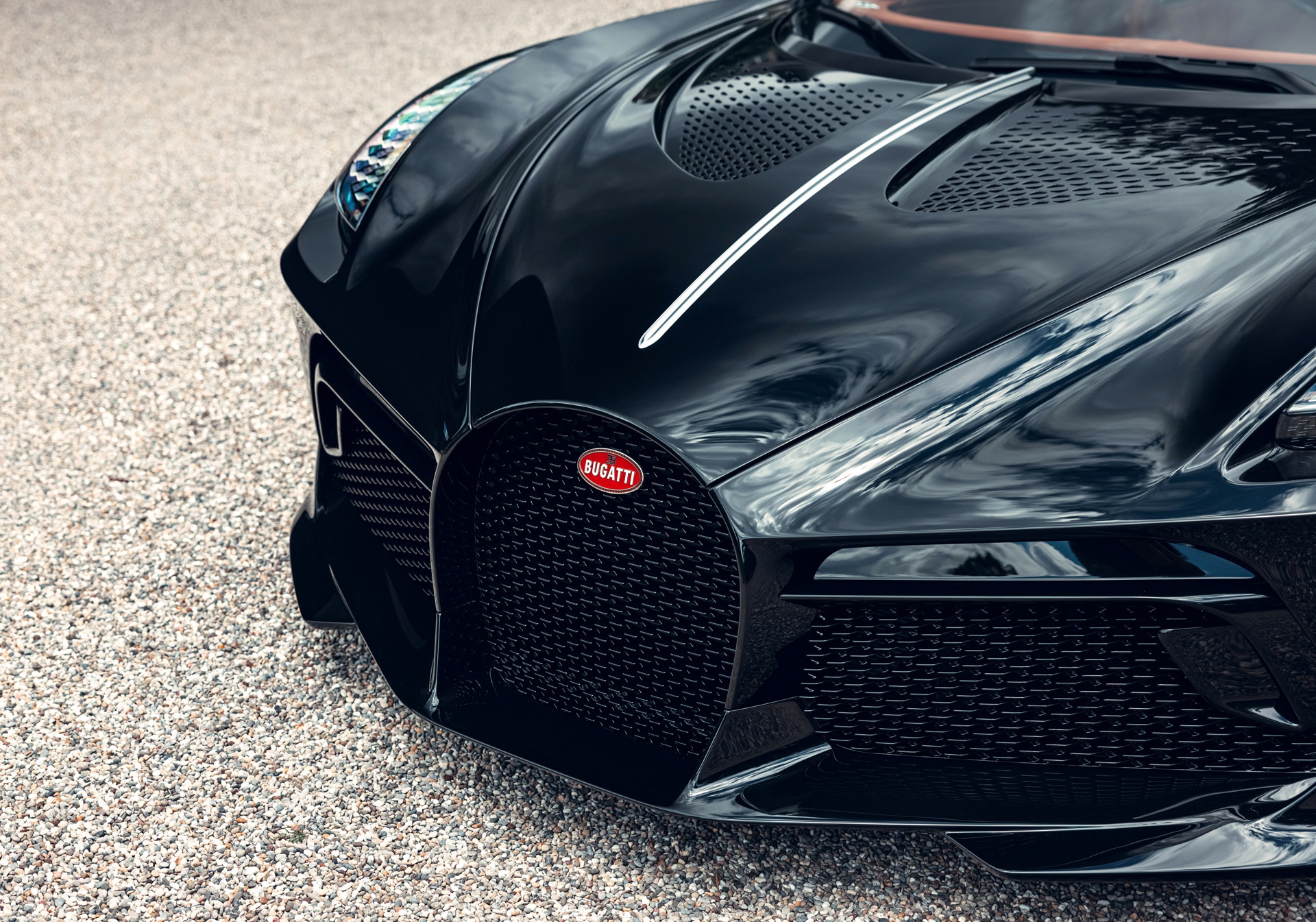 Bugatti La Voiture Noire duoc giao cho khach hang anh 8