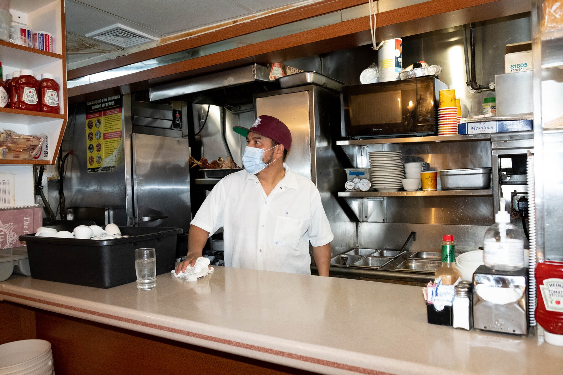 Khau trang phan biet giau ngheo o My anh 4