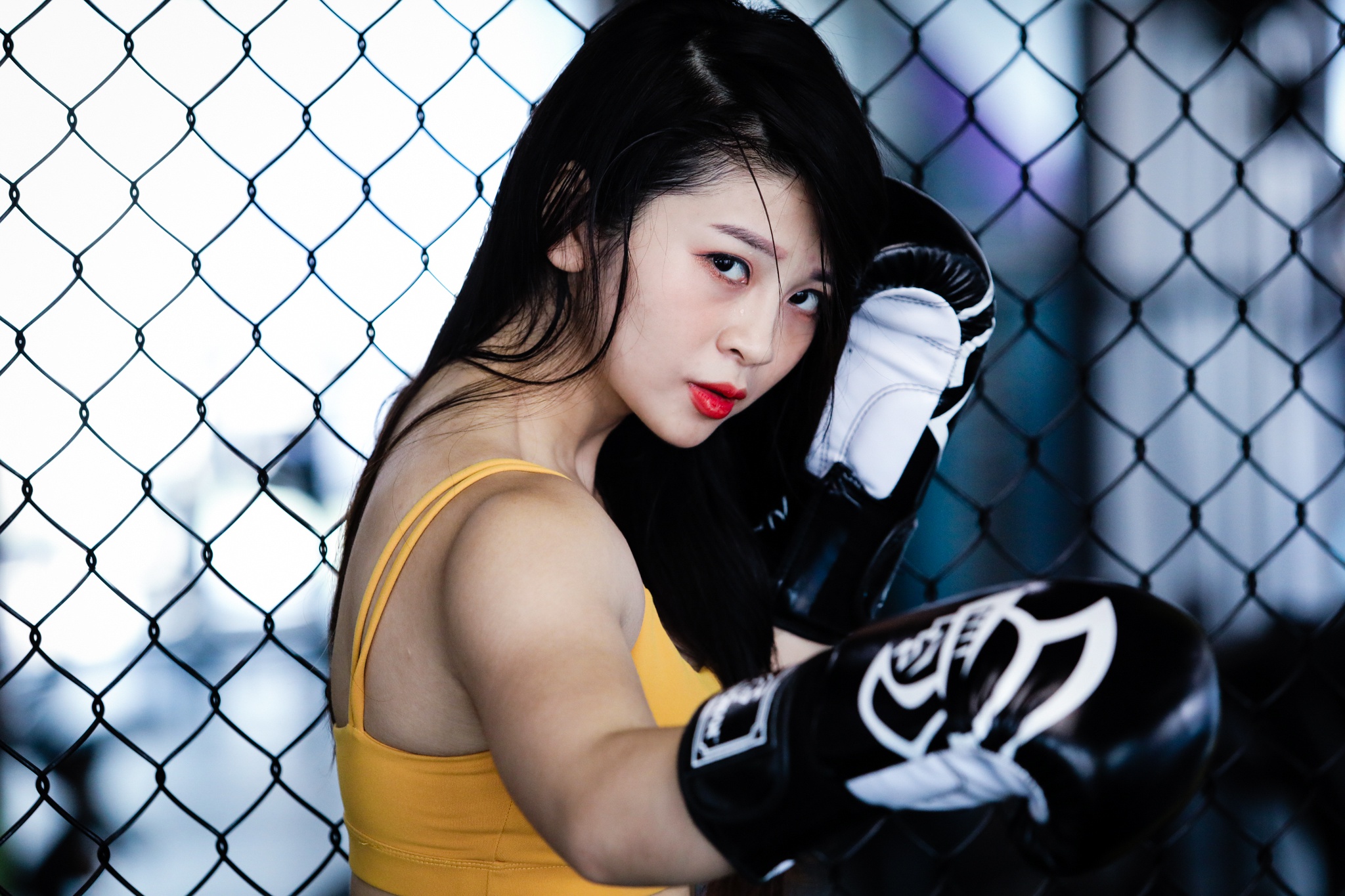 Hot girl mua con so khong ai yeu vi qua manh me hinh anh 8 1_cover_hot_girl_mua_con_zing2_1.jpg