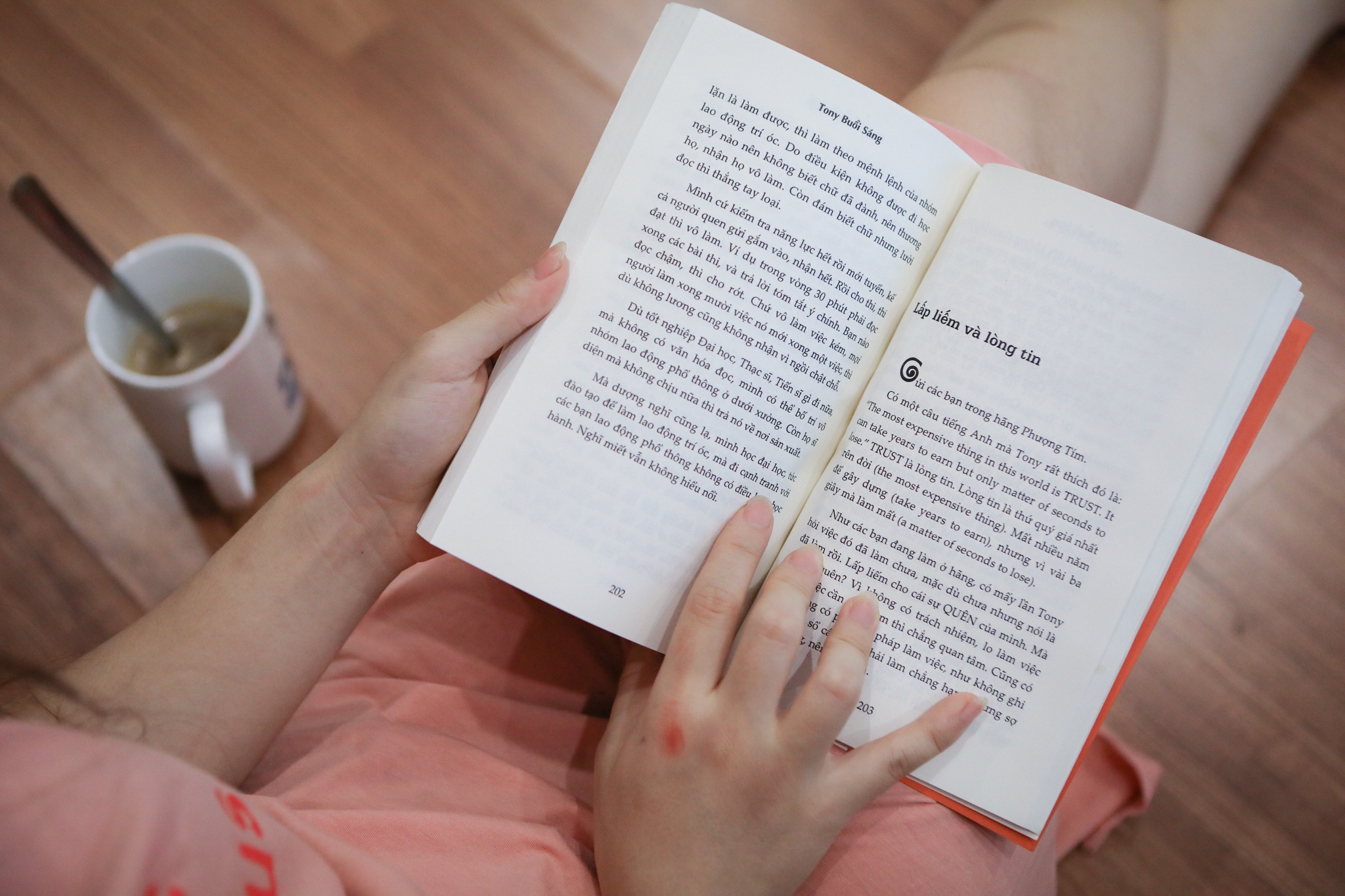 Hot girl mua con so khong ai yeu vi qua manh me hinh anh 29 29_hot_girl_mua_con_zing19.jpg