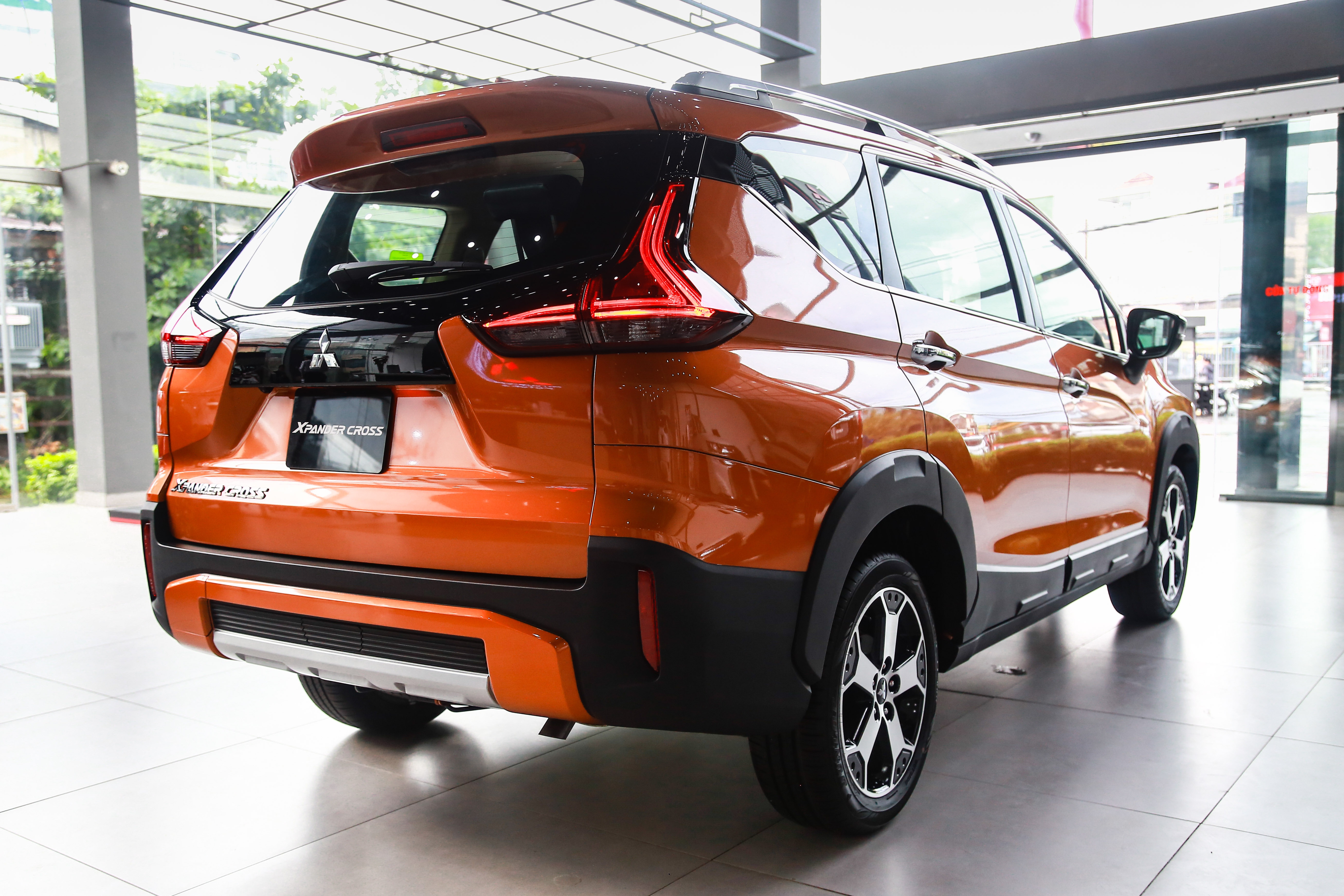 xe gia dinh tam gia 700 trieu anh 3