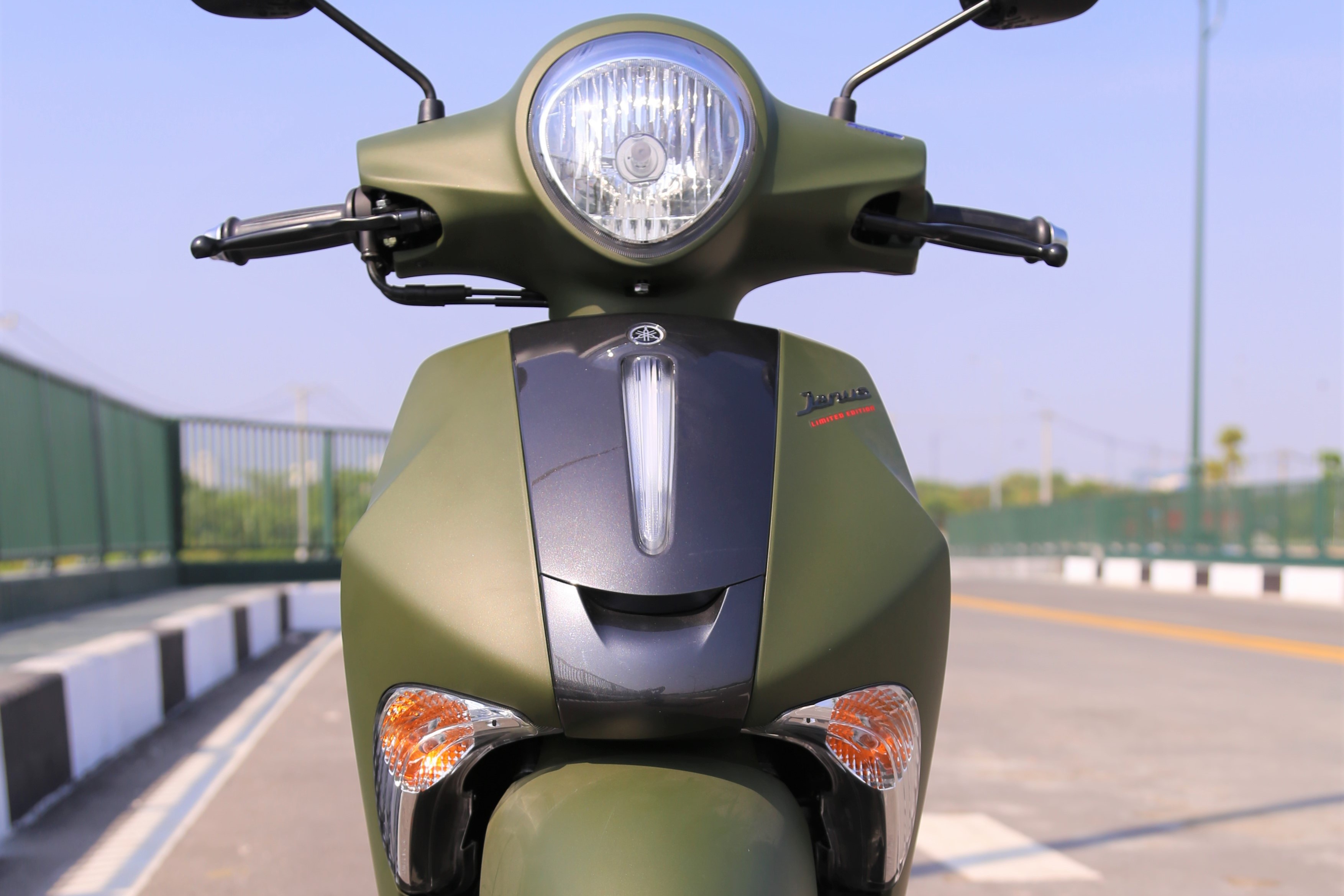 So sanh Honda Scoopy 2021 va Yamaha Janus anh 6