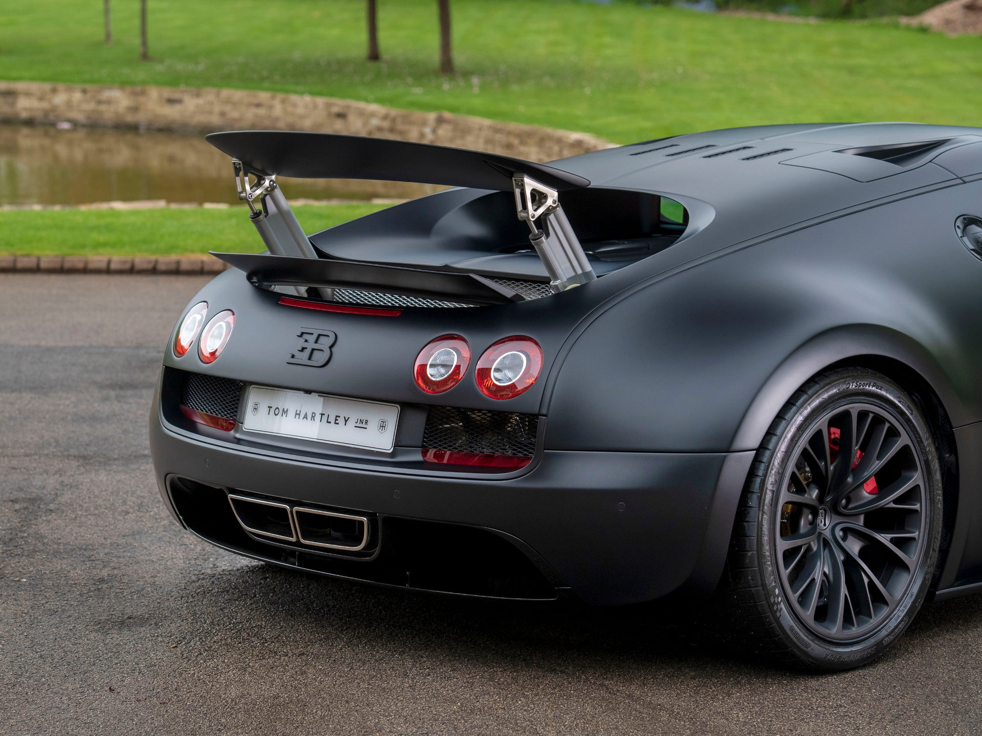 Bugatti Veyron Super Sport cuoi cung duoc rao ban anh 9
