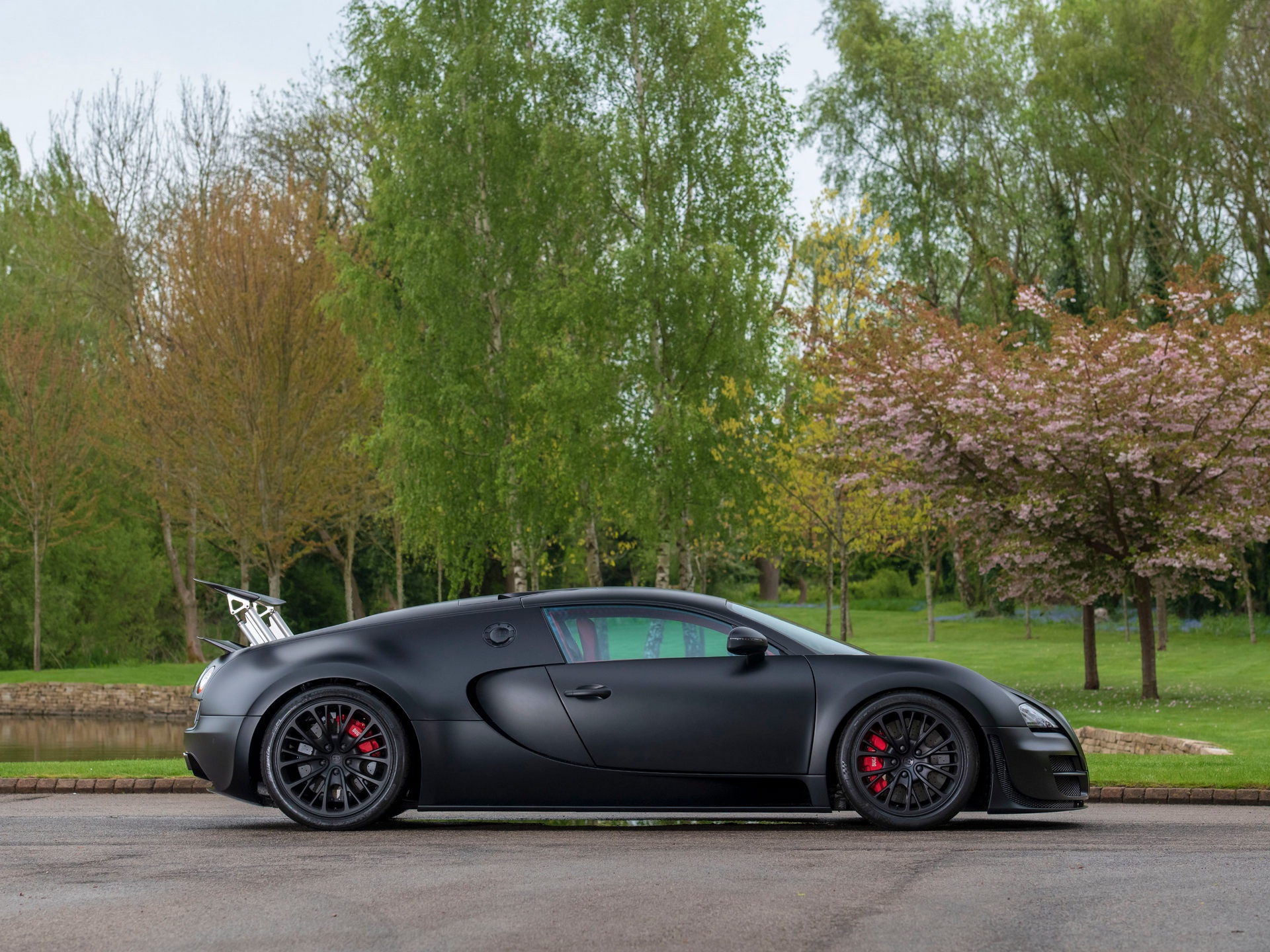 Bugatti Veyron Super Sport cuoi cung duoc rao ban anh 2