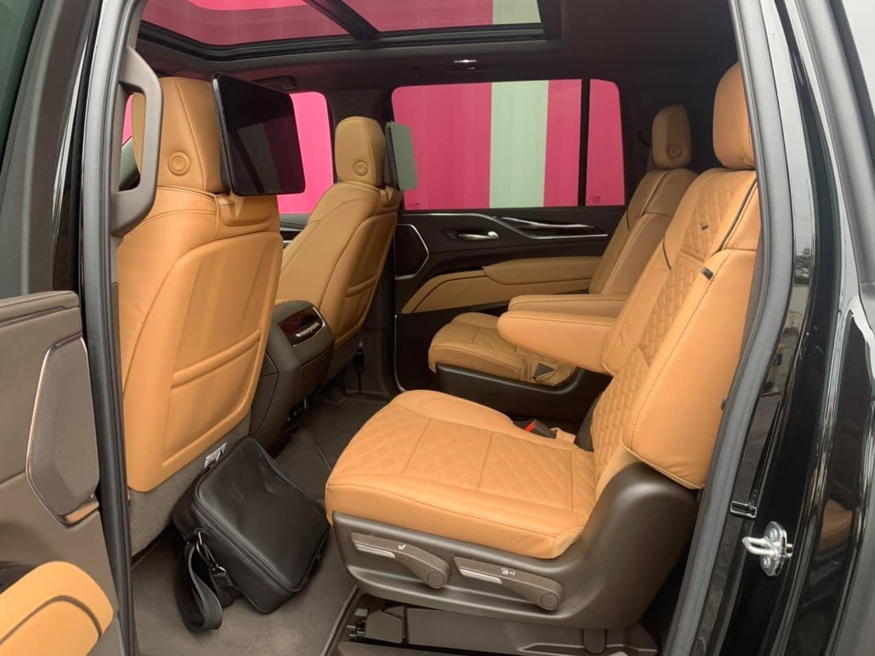 Cadillac Escalade 2021 dau tien ve Viet Nam anh 5