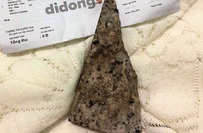 Mua iPhone 12 Pro Max nhan cuc gach anh 1